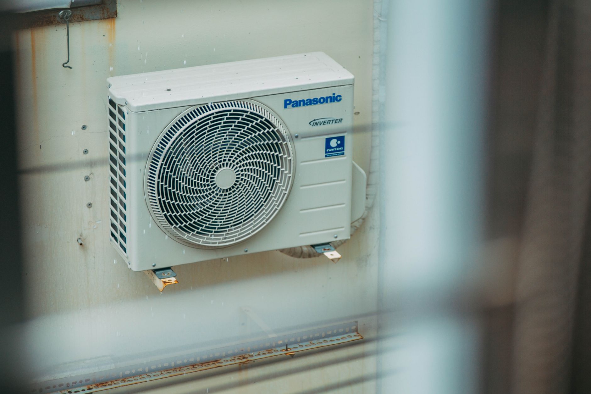 Choosing the Right Heating and Cooling System